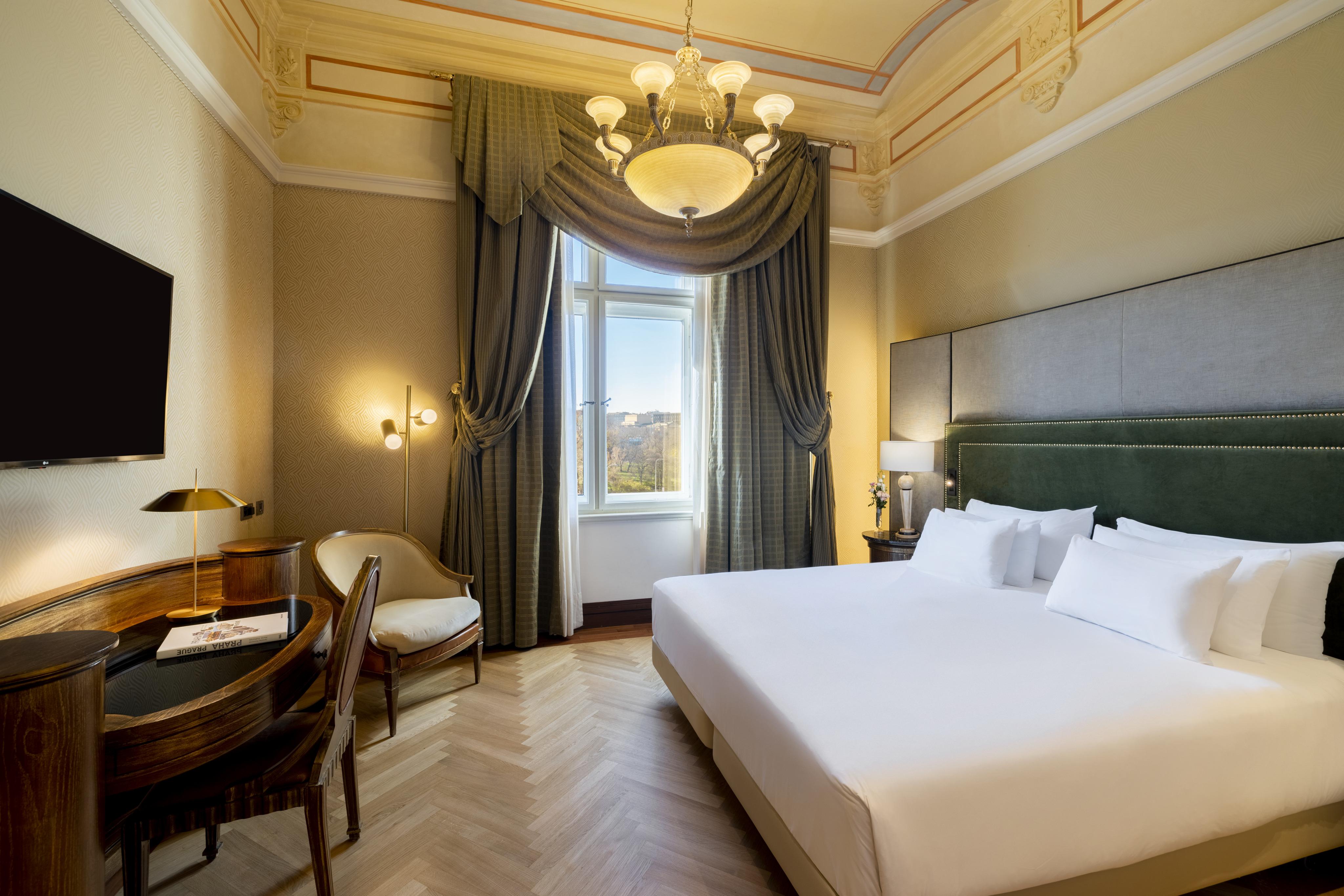 فندق Nh Collection Prague Carlo IV المظهر الخارجي الصورة Deluxe room