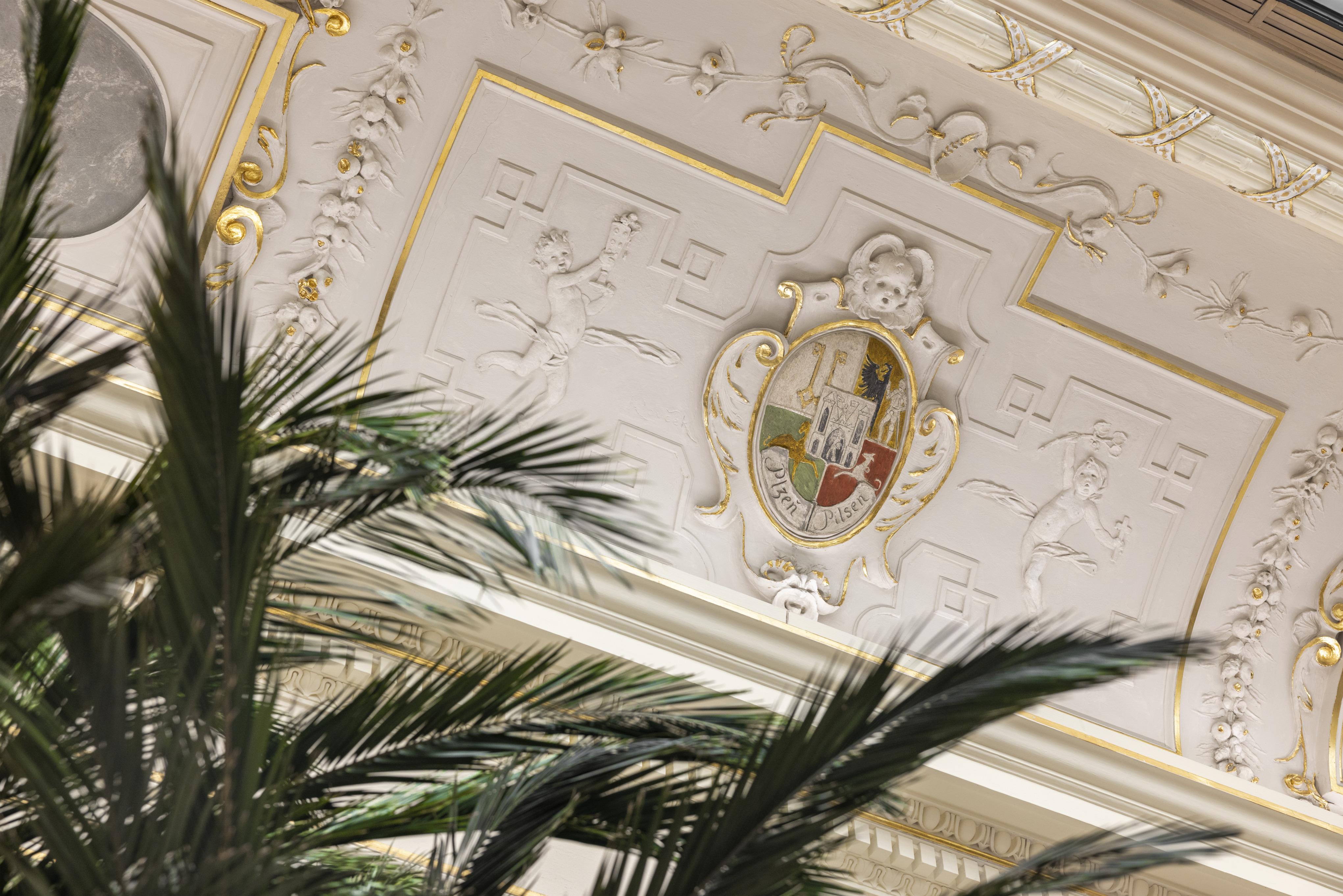 فندق Nh Collection Prague Carlo IV المظهر الخارجي الصورة The ceiling of the ballroom
