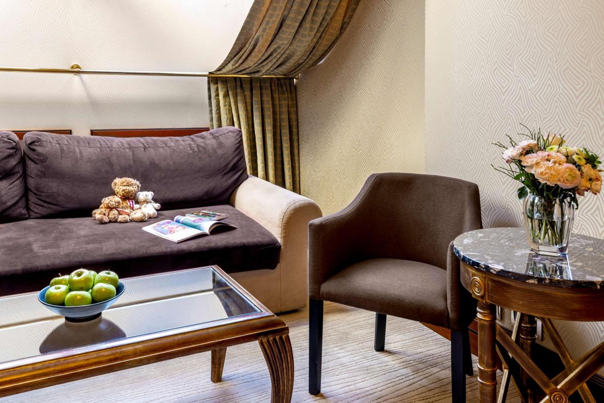 فندق Nh Collection Prague Carlo IV المظهر الخارجي الصورة A suite at the hotel